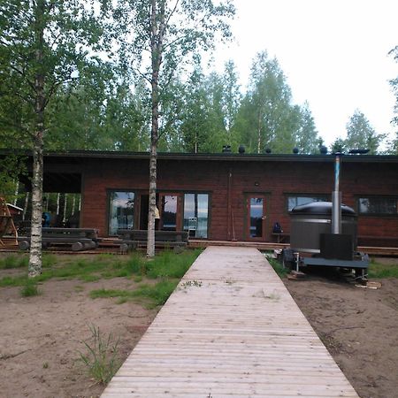 Maekelaen Lomatuvat Bed And Breakfast Коркеакоски Экстерьер фото
