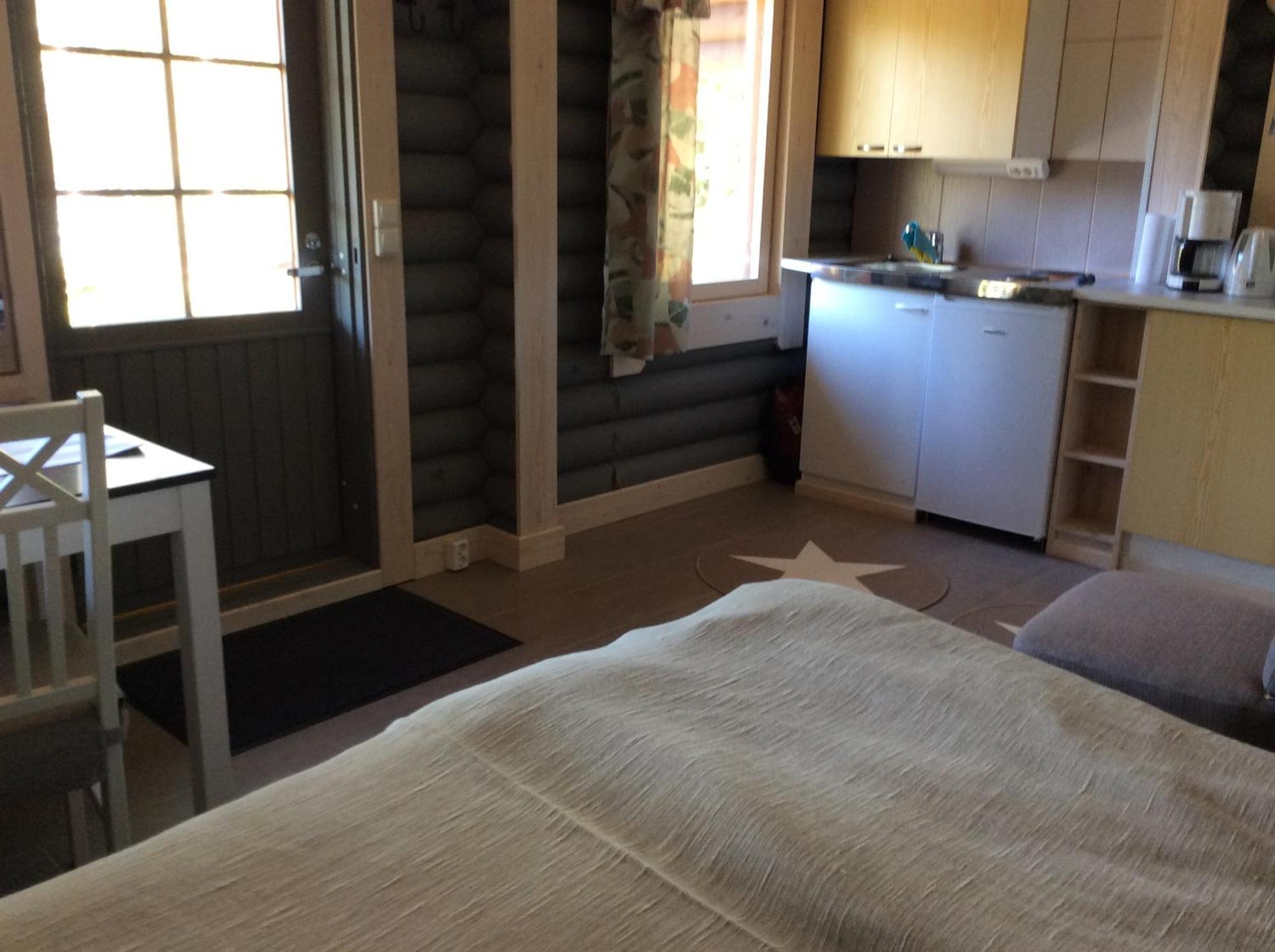 Maekelaen Lomatuvat Bed And Breakfast Коркеакоски Номер фото
