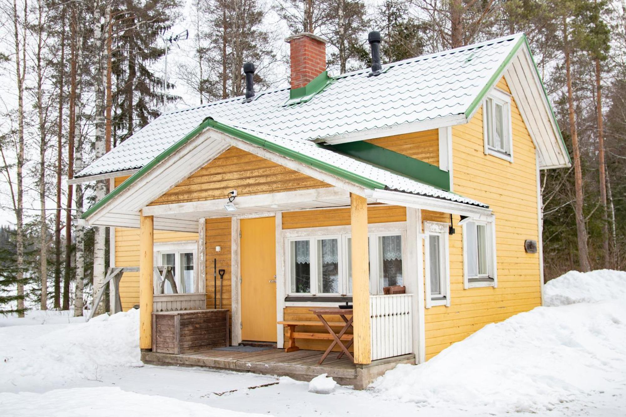 Maekelaen Lomatuvat Bed And Breakfast Коркеакоски Экстерьер фото