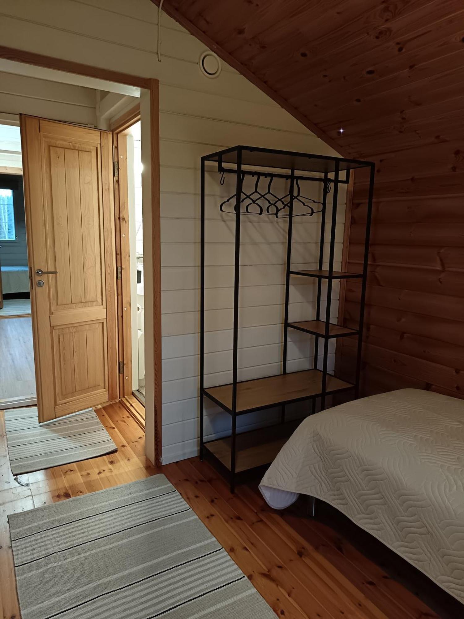 Maekelaen Lomatuvat Bed And Breakfast Коркеакоски Экстерьер фото