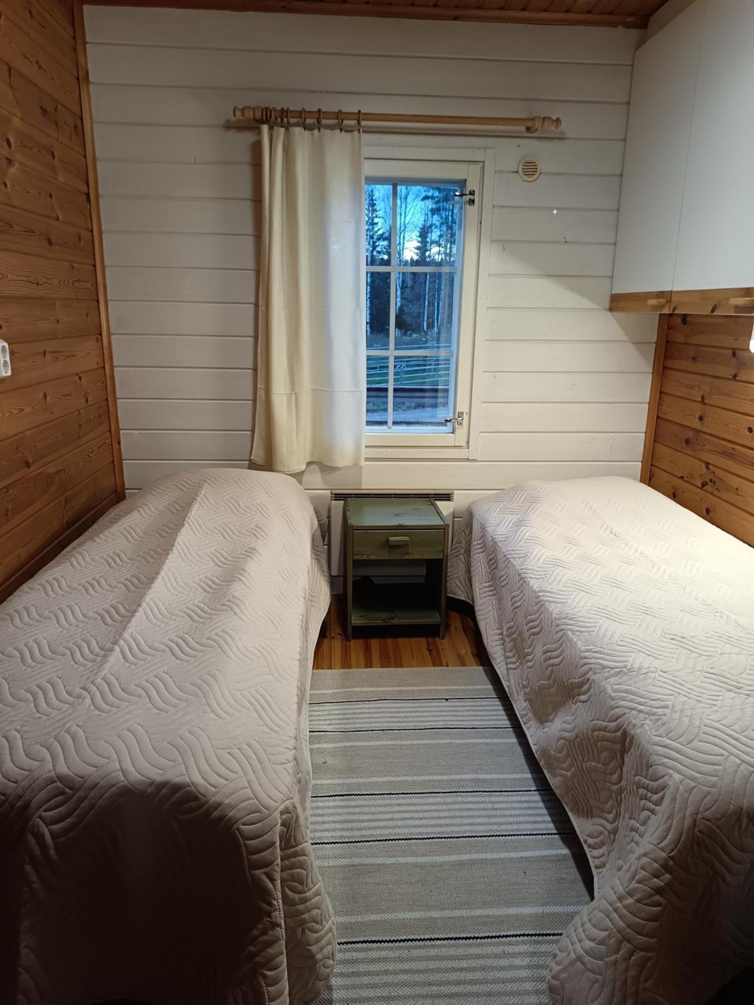 Maekelaen Lomatuvat Bed And Breakfast Коркеакоски Экстерьер фото